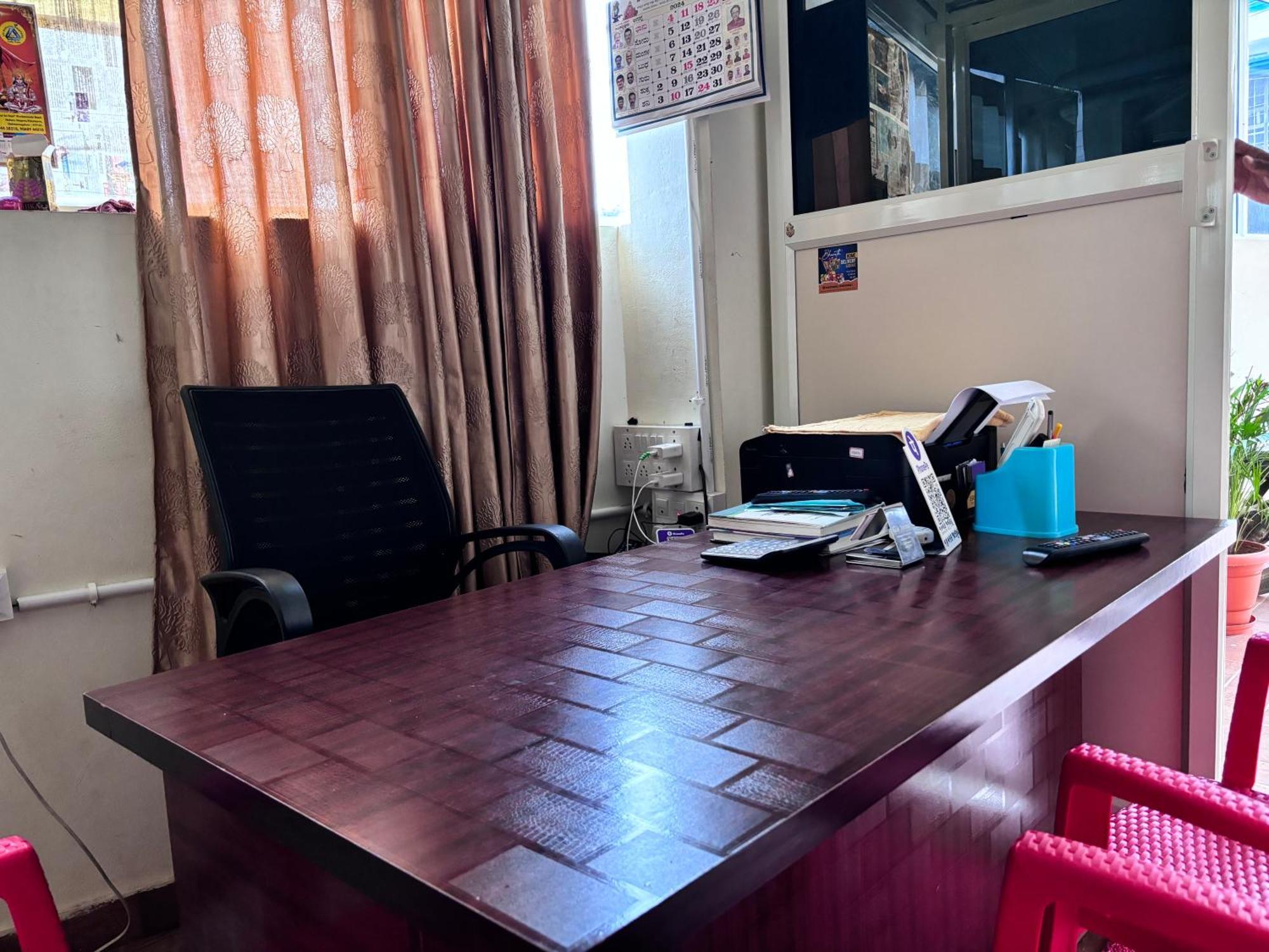 Chikmagalūr Sri Siri Lodge And Hotel מראה חיצוני תמונה